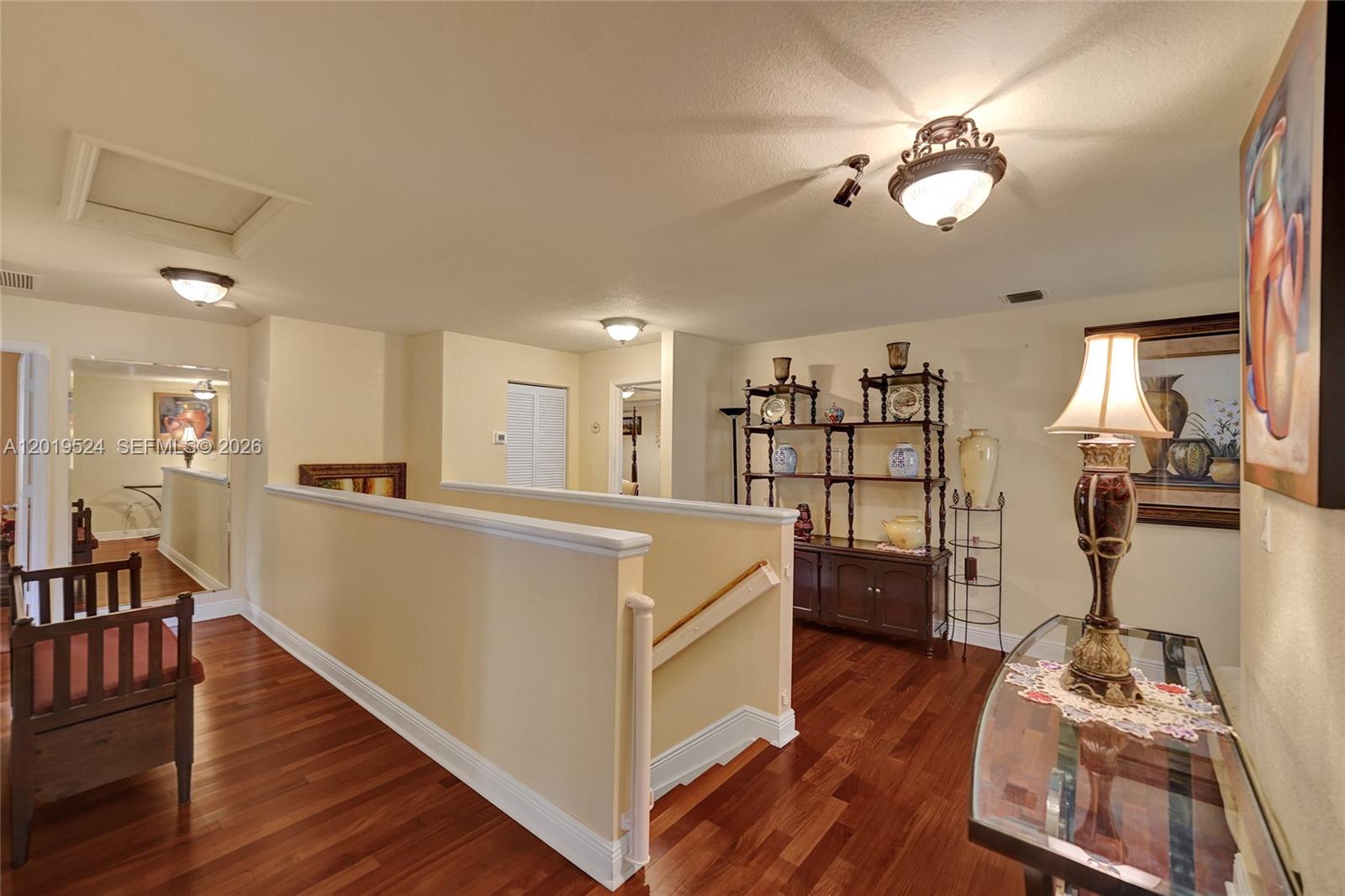 SILVER FALLS - Residential
