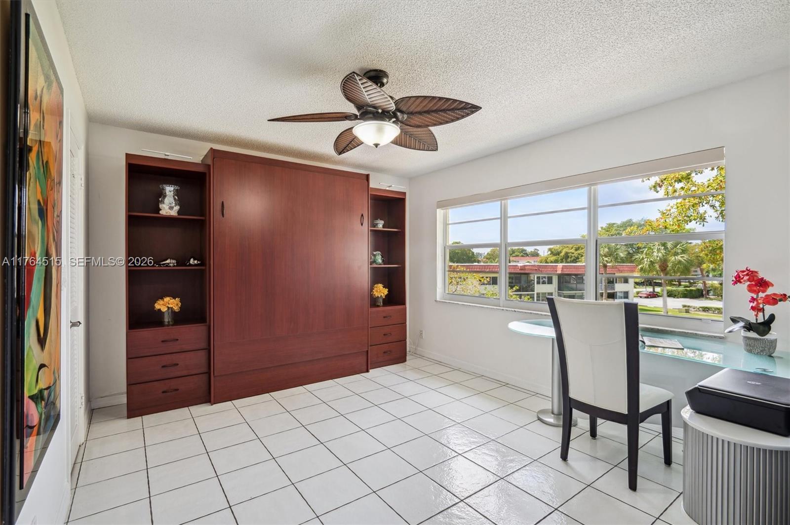 HOLLYBROOK GOLF - Residential