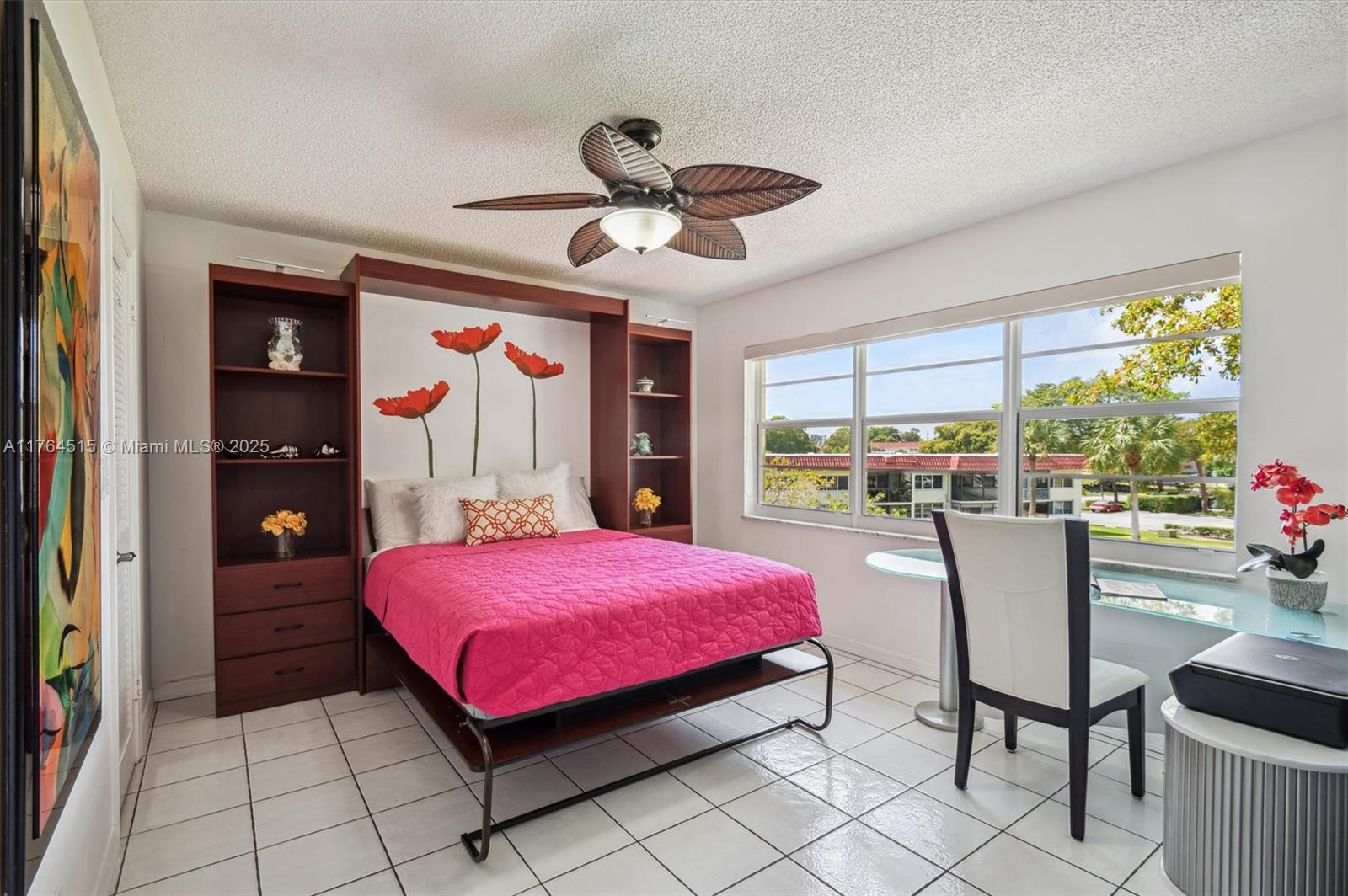 HOLLYBROOK GOLF - Residential