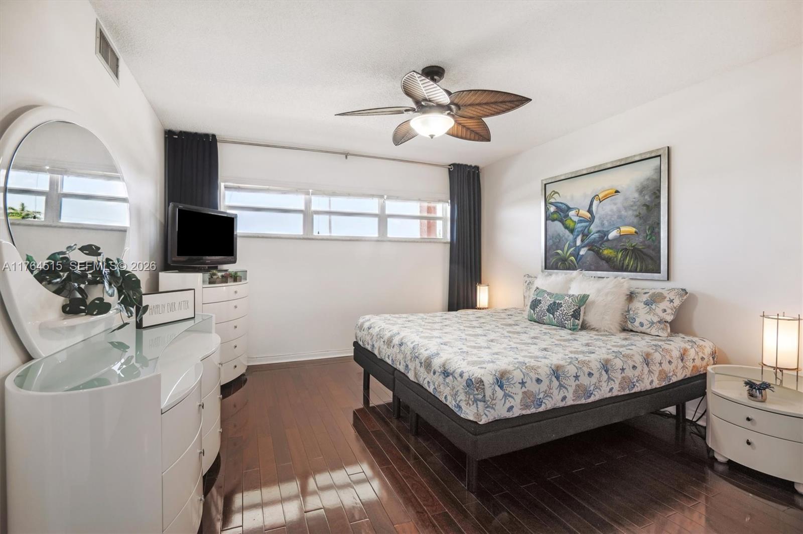 HOLLYBROOK GOLF - Residential