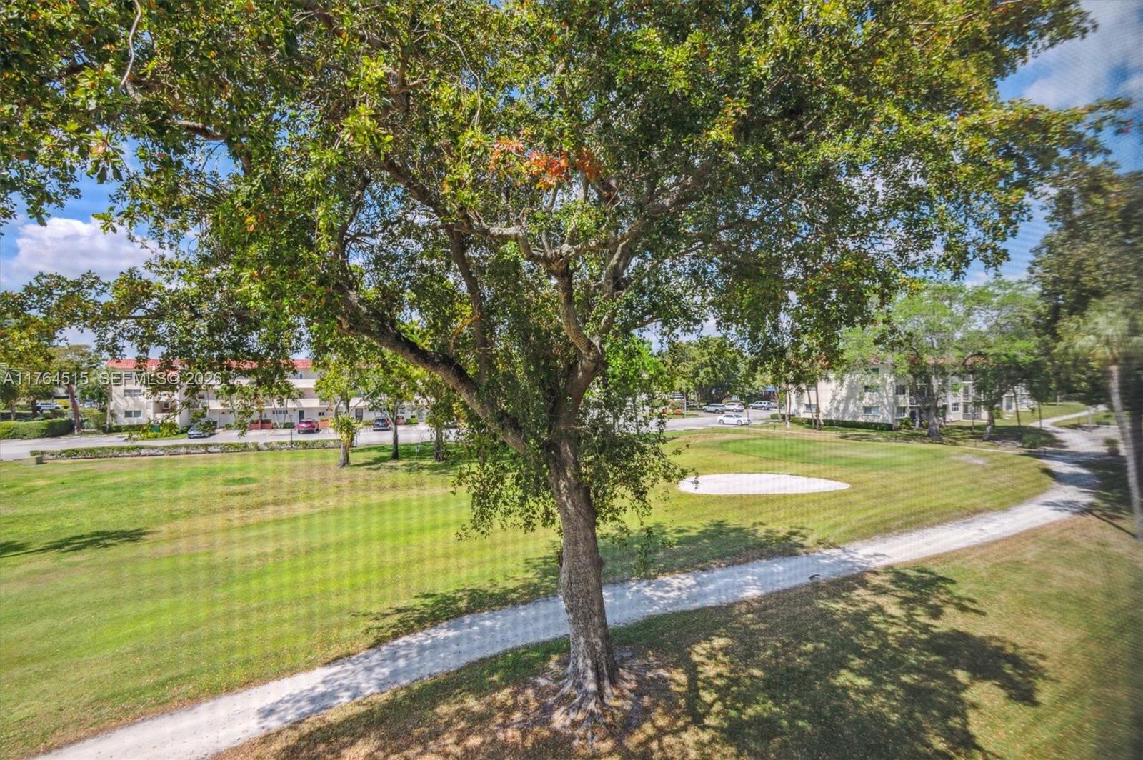 HOLLYBROOK GOLF - Residential