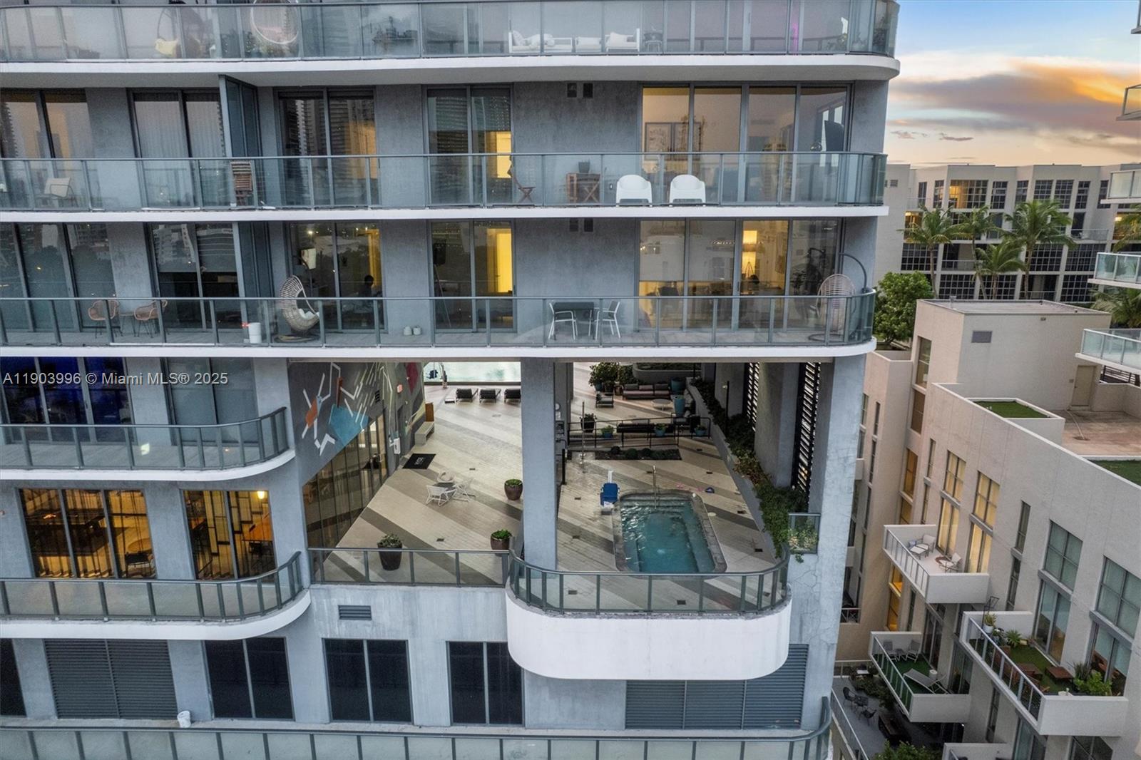 3401 MIDTOWN CONDO - Residential