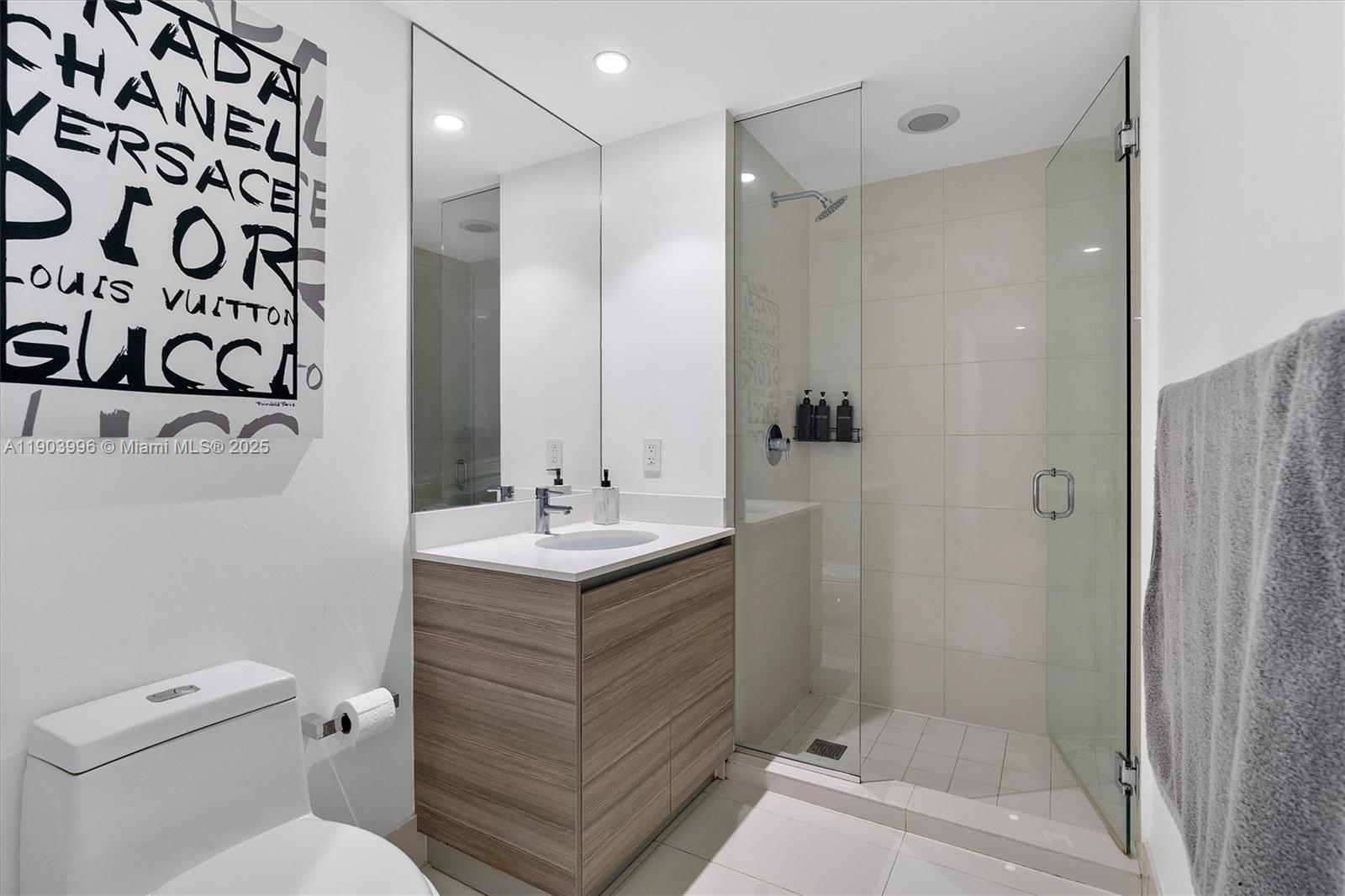 3401 MIDTOWN CONDO - Residential