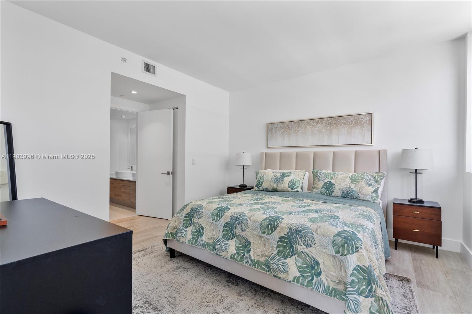 3401 MIDTOWN CONDO - Residential