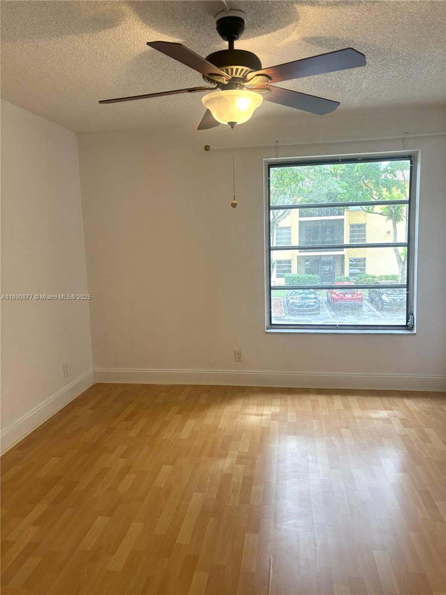 CASA DEL RIO CONDO - Residential Lease