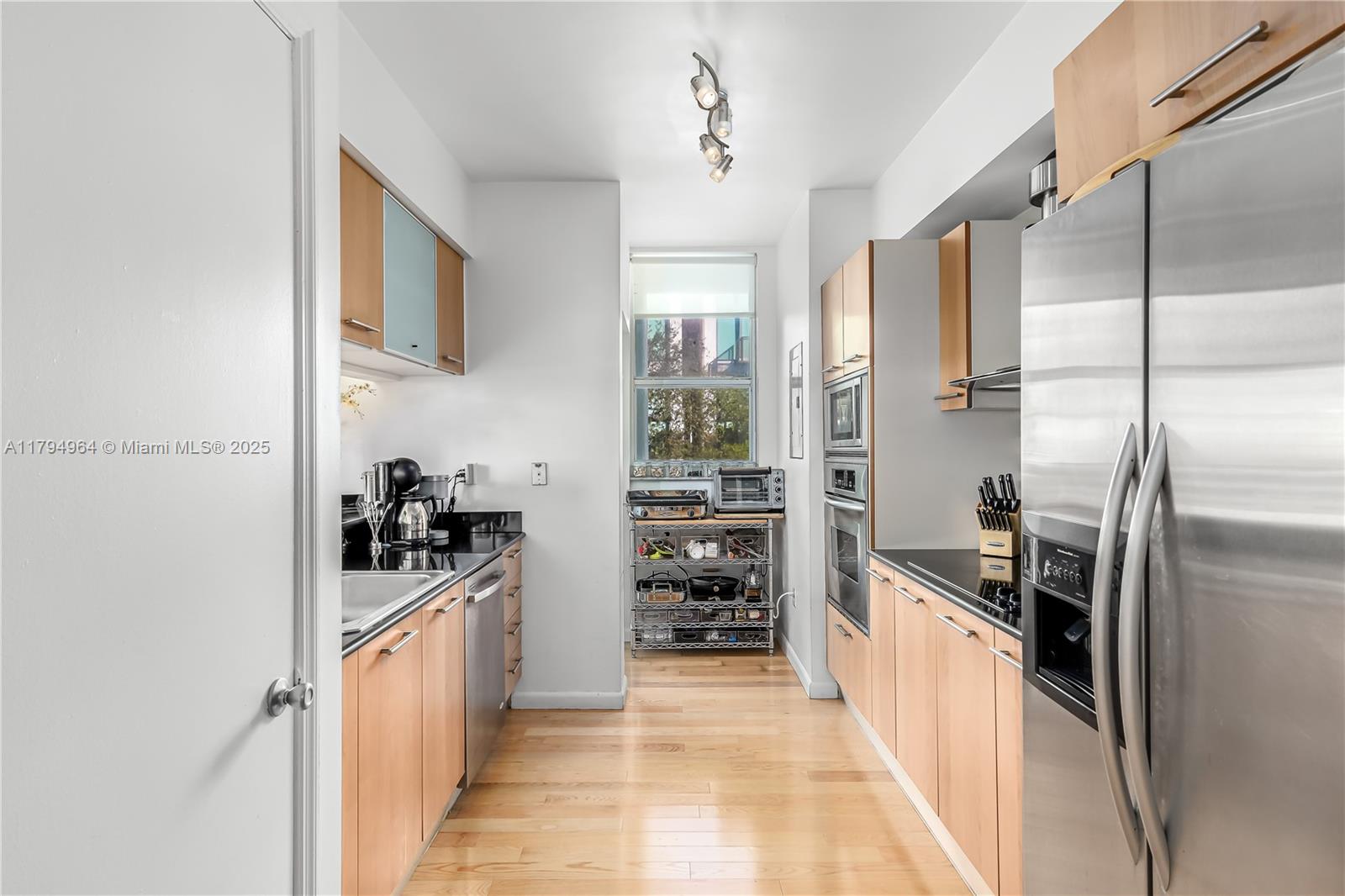 NAUTICA CONDO - Residential