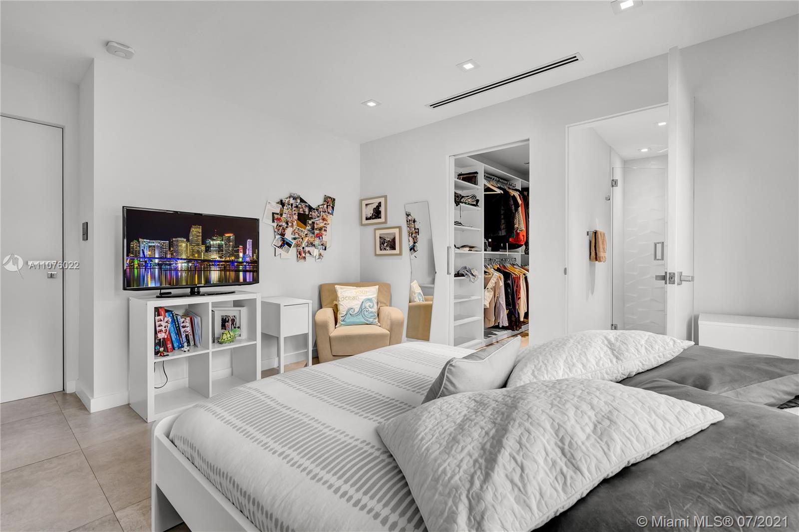 CAPE FLORIDA SUB SEC 3 - Residential