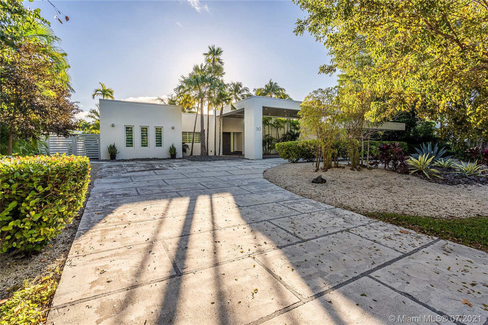 CAPE FLORIDA SUB SEC 3 - Residential