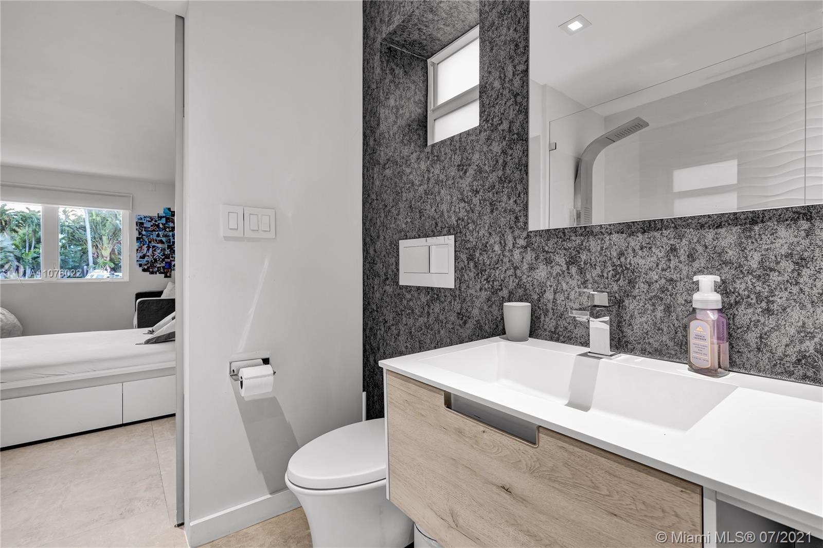 CAPE FLORIDA SUB SEC 3 - Residential