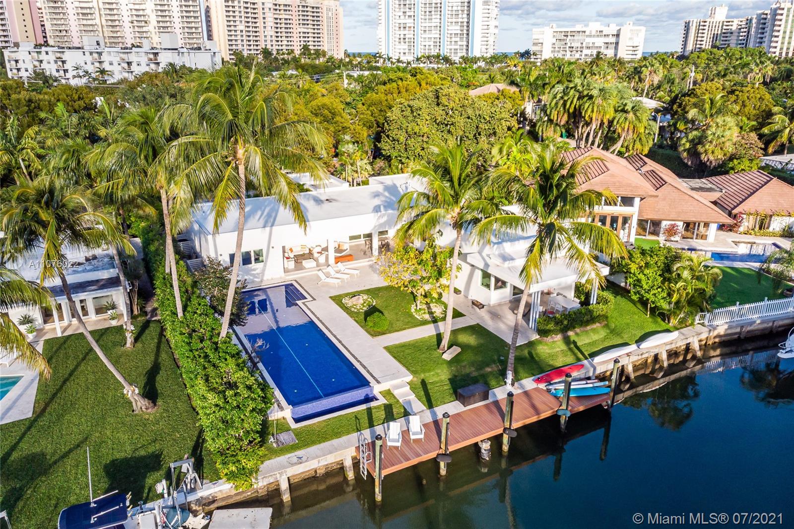 CAPE FLORIDA SUB SEC 3 - Residential