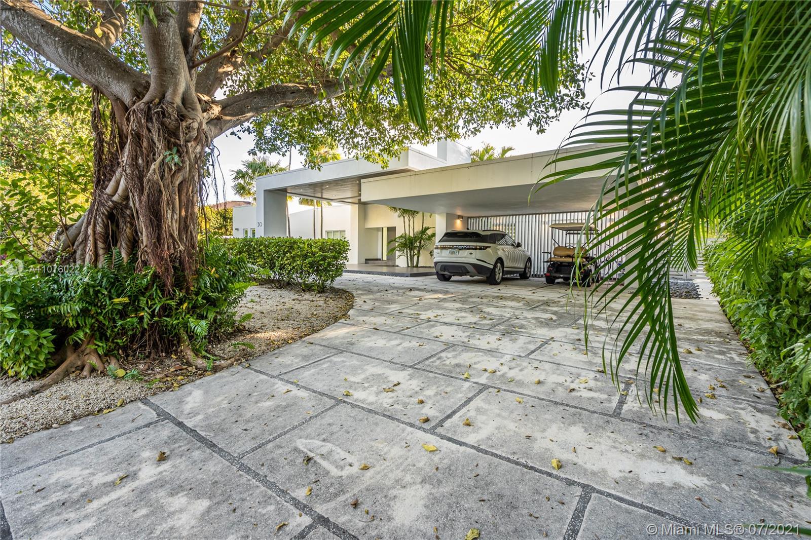 CAPE FLORIDA SUB SEC 3 - Residential