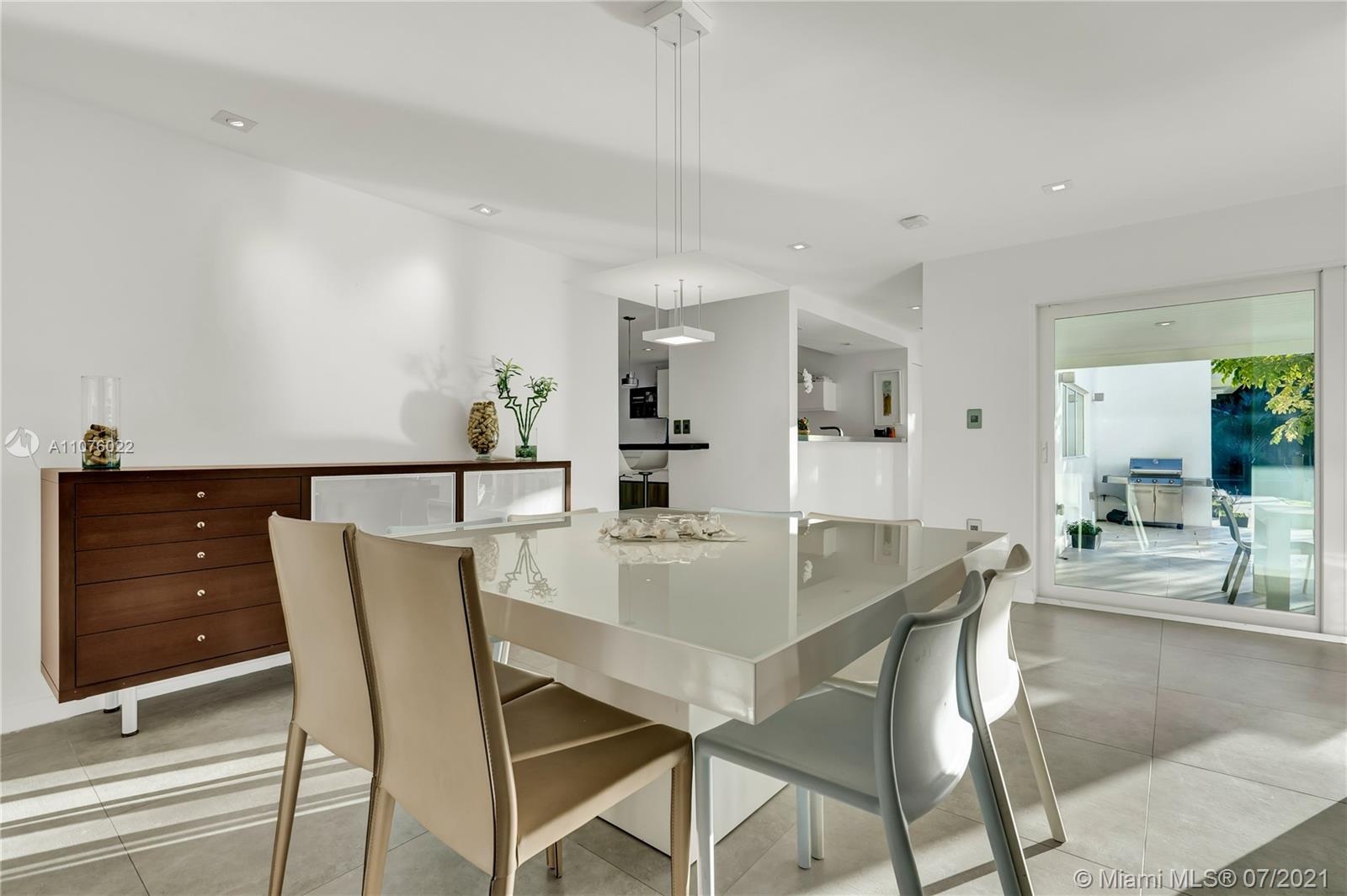 CAPE FLORIDA SUB SEC 3 - Residential