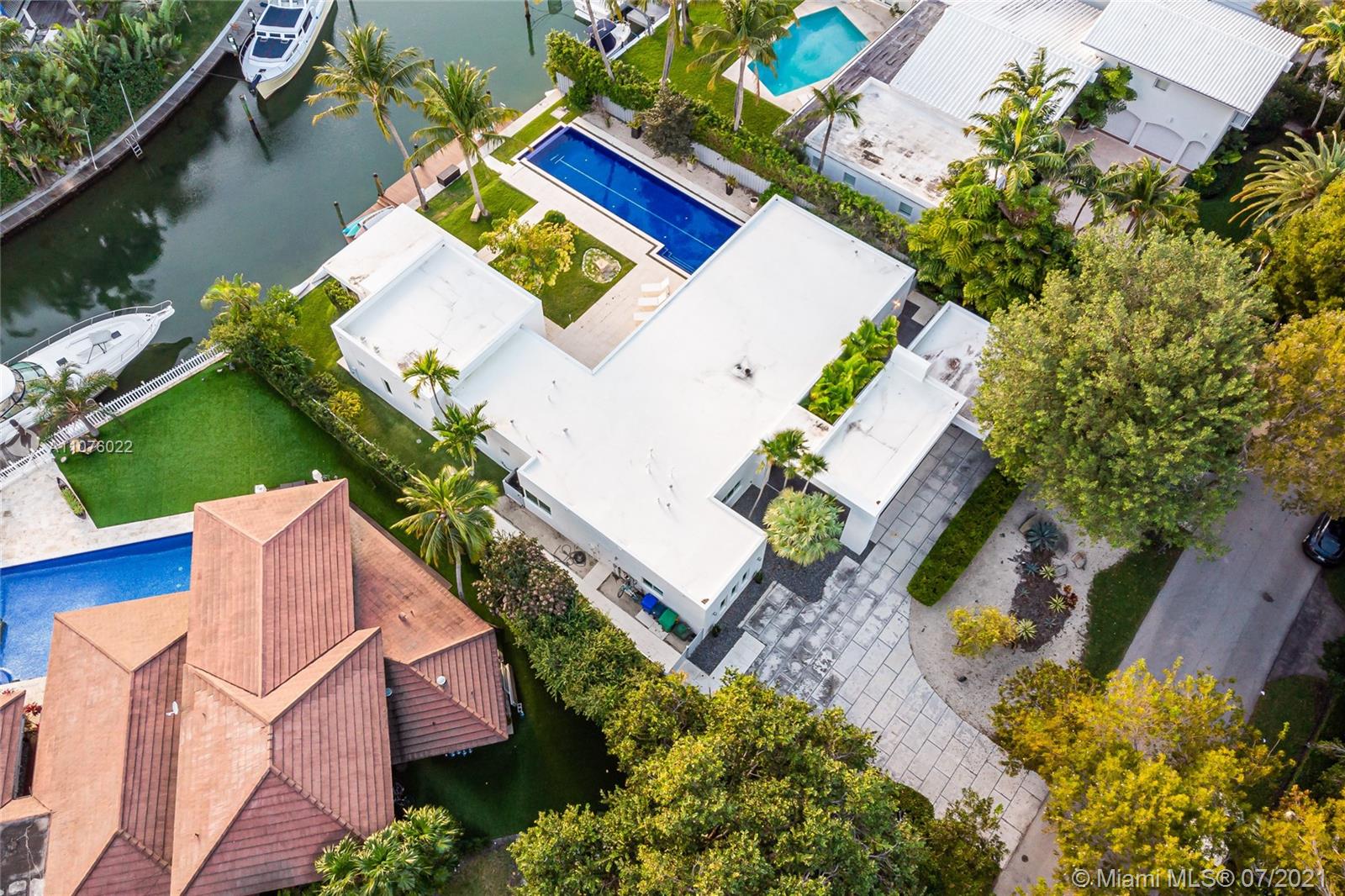 CAPE FLORIDA SUB SEC 3 - Residential