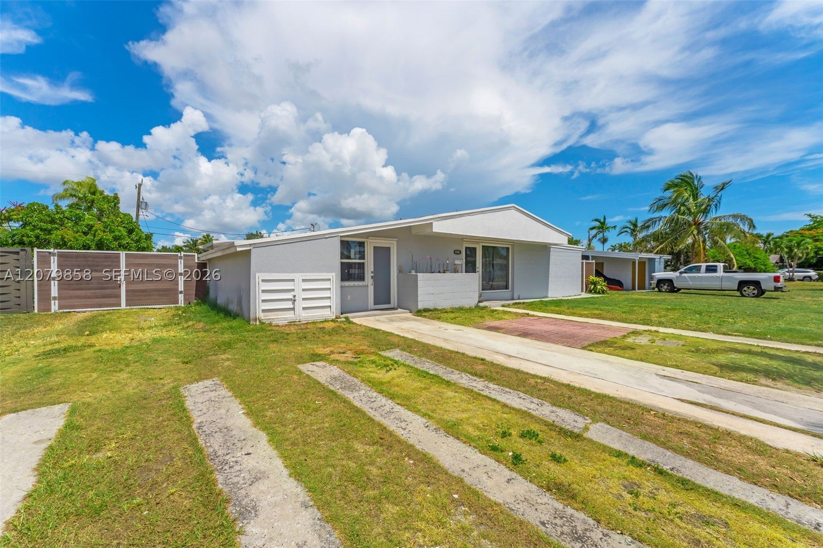 9741 Bahama Dr