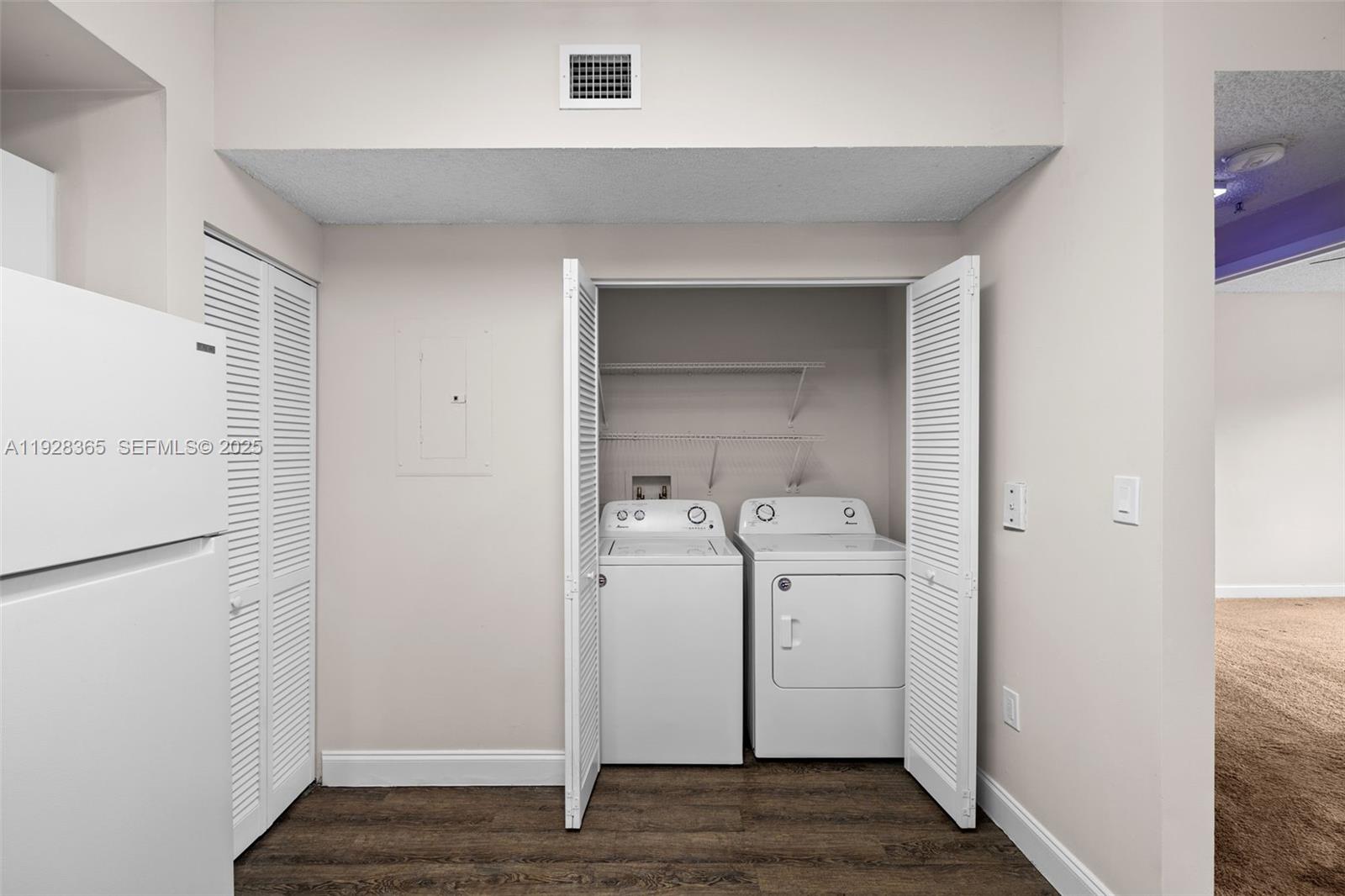 COURTYARDS AT DAVIE CONDO - Residential Lease