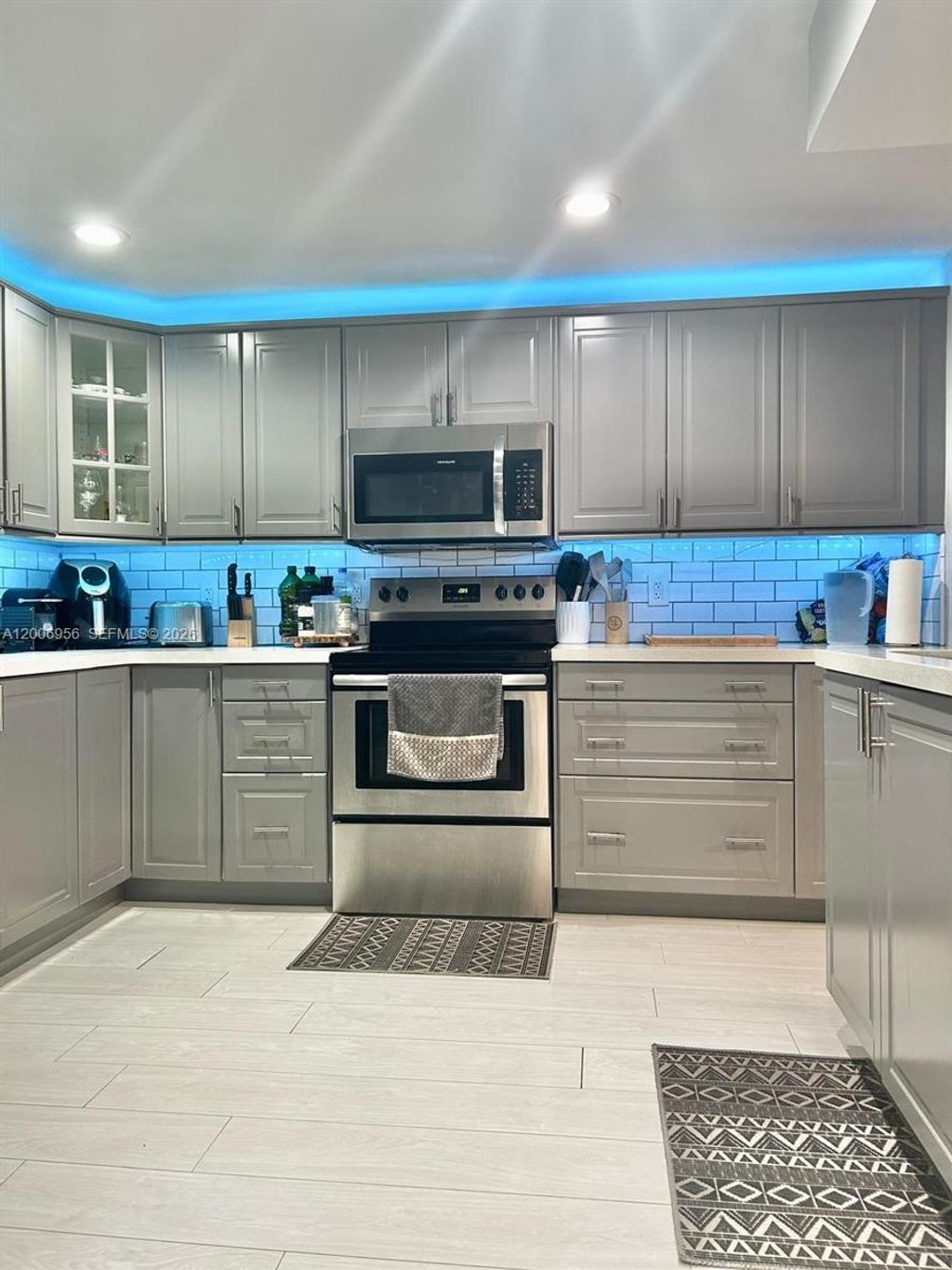 Photo of 650 Tennis Club Dr #110, Fort Lauderdale, FL 33311 (MLS # A12006956)