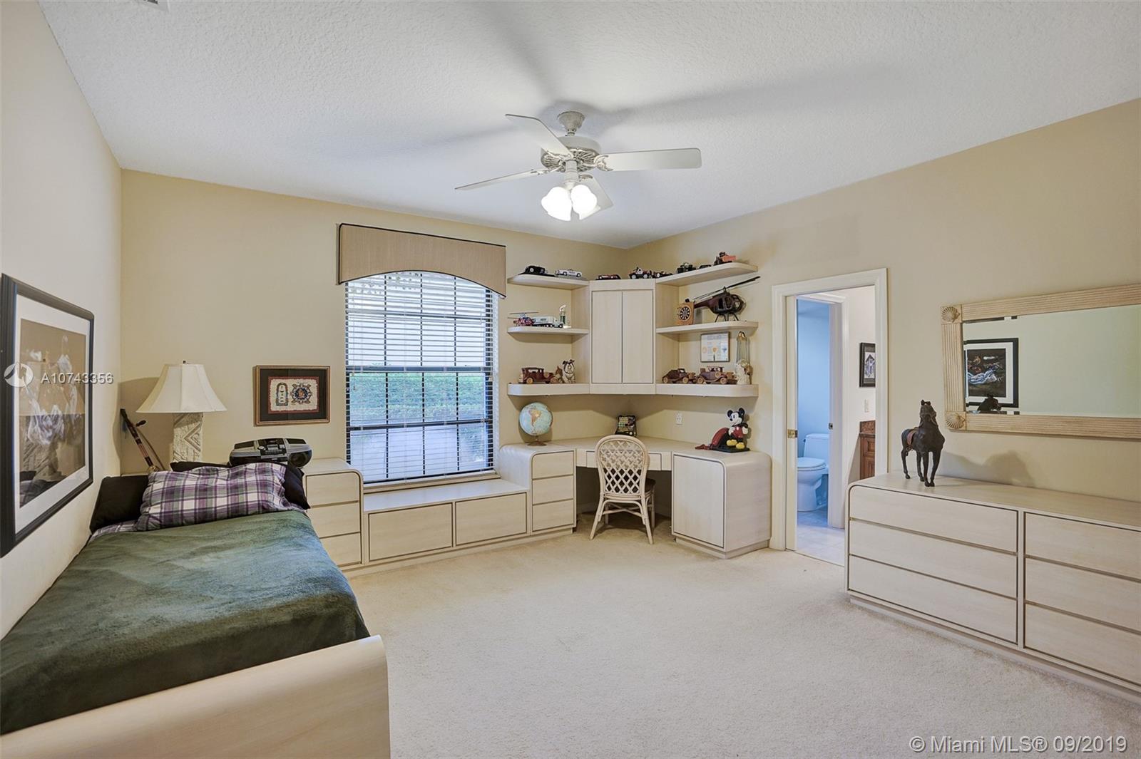 EAGLE TRACE - Residential