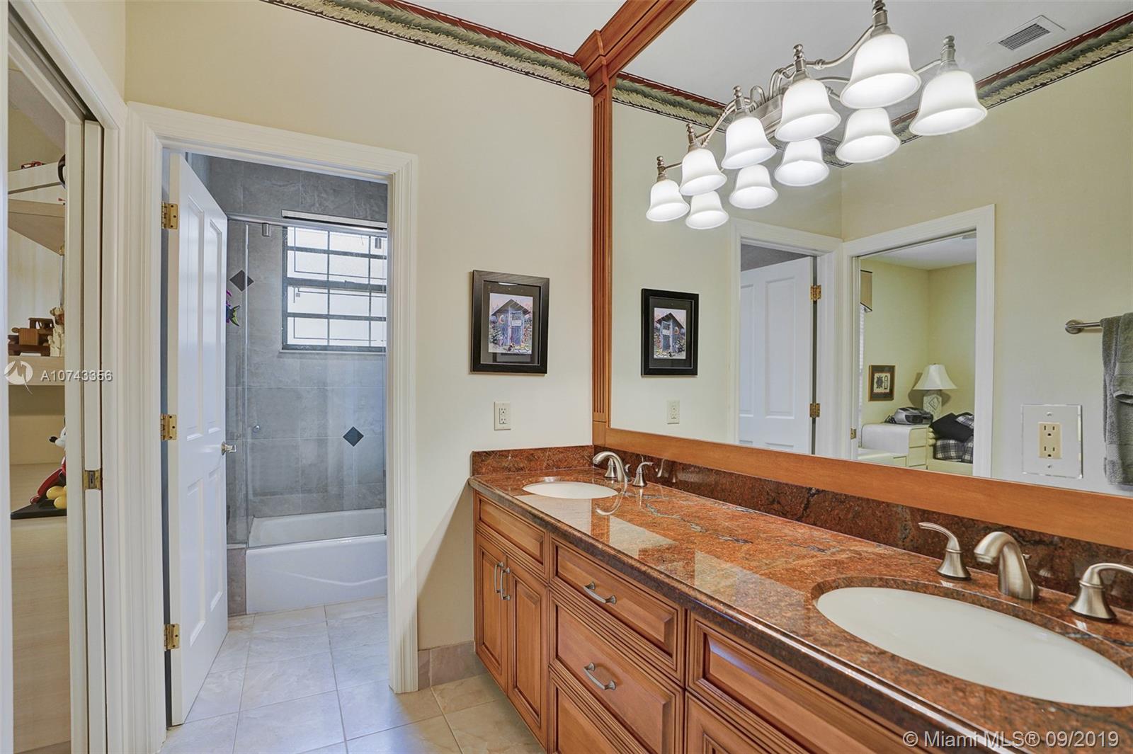 EAGLE TRACE - Residential