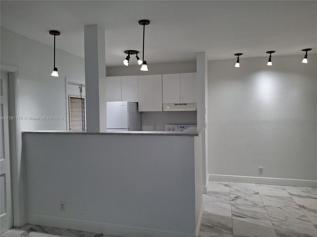 Photo of 5050 Bayview Dr #2, Fort Lauderdale, FL 33308 (MLS # A11781176)