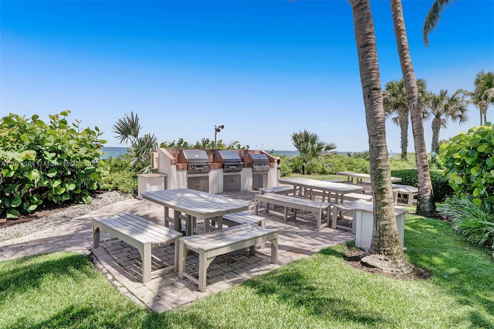 AQUAZUL CONDO - Residential