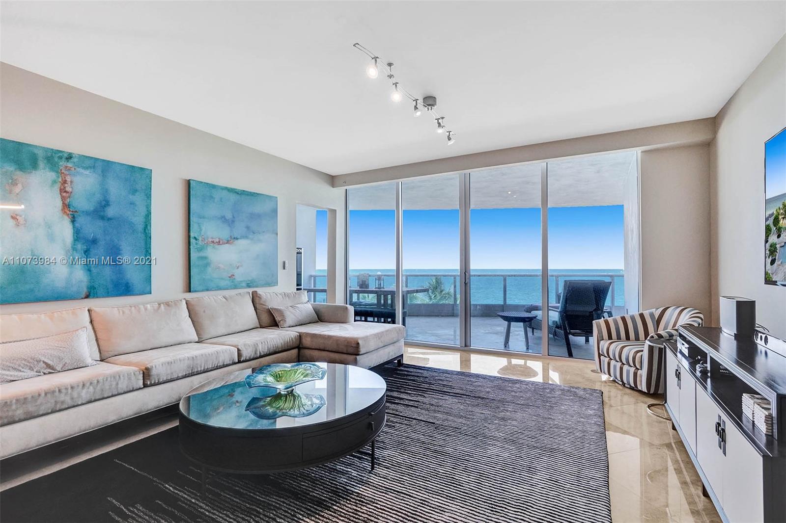 AQUAZUL CONDO - Residential