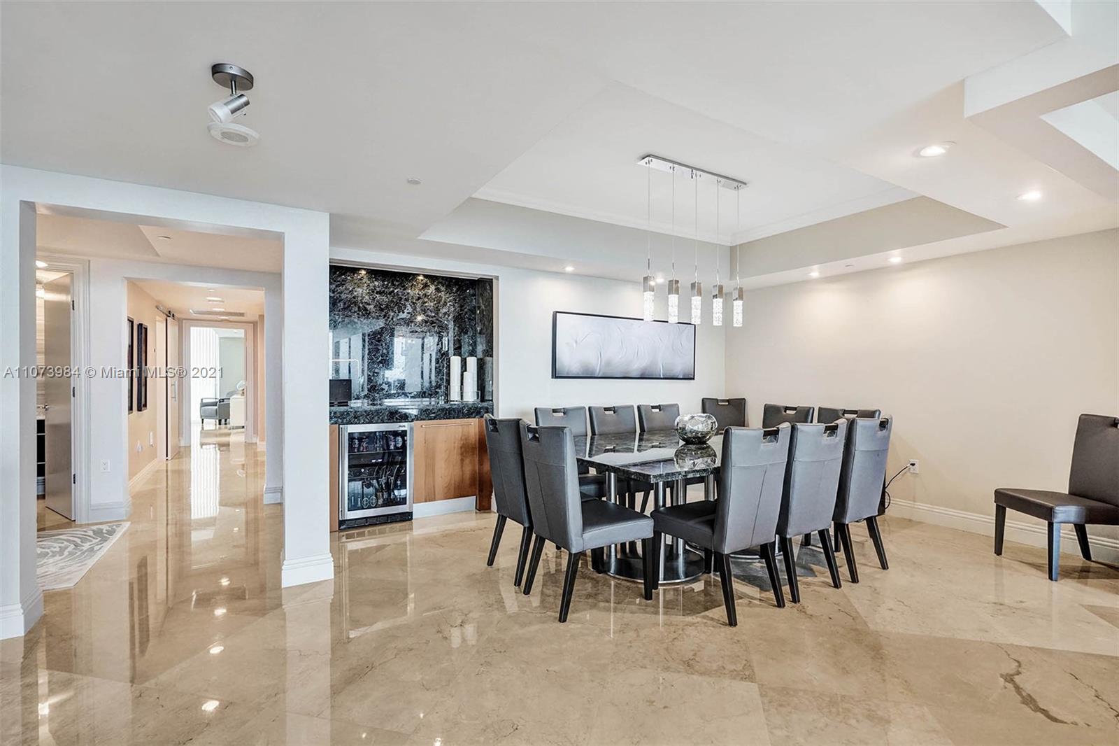 AQUAZUL CONDO - Residential