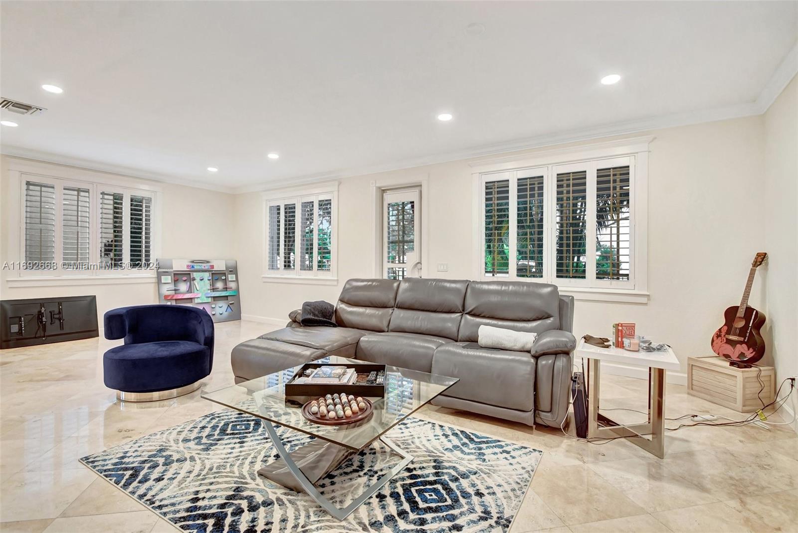 LIBRARY COMMONS - Residential