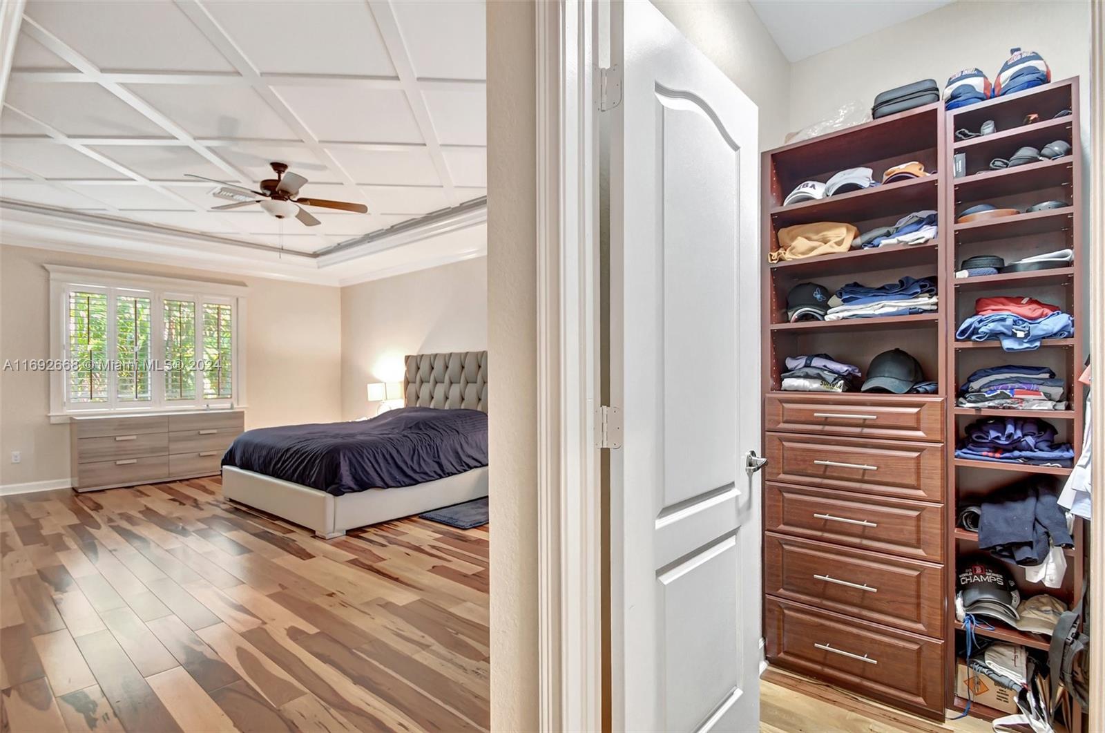 LIBRARY COMMONS - Residential