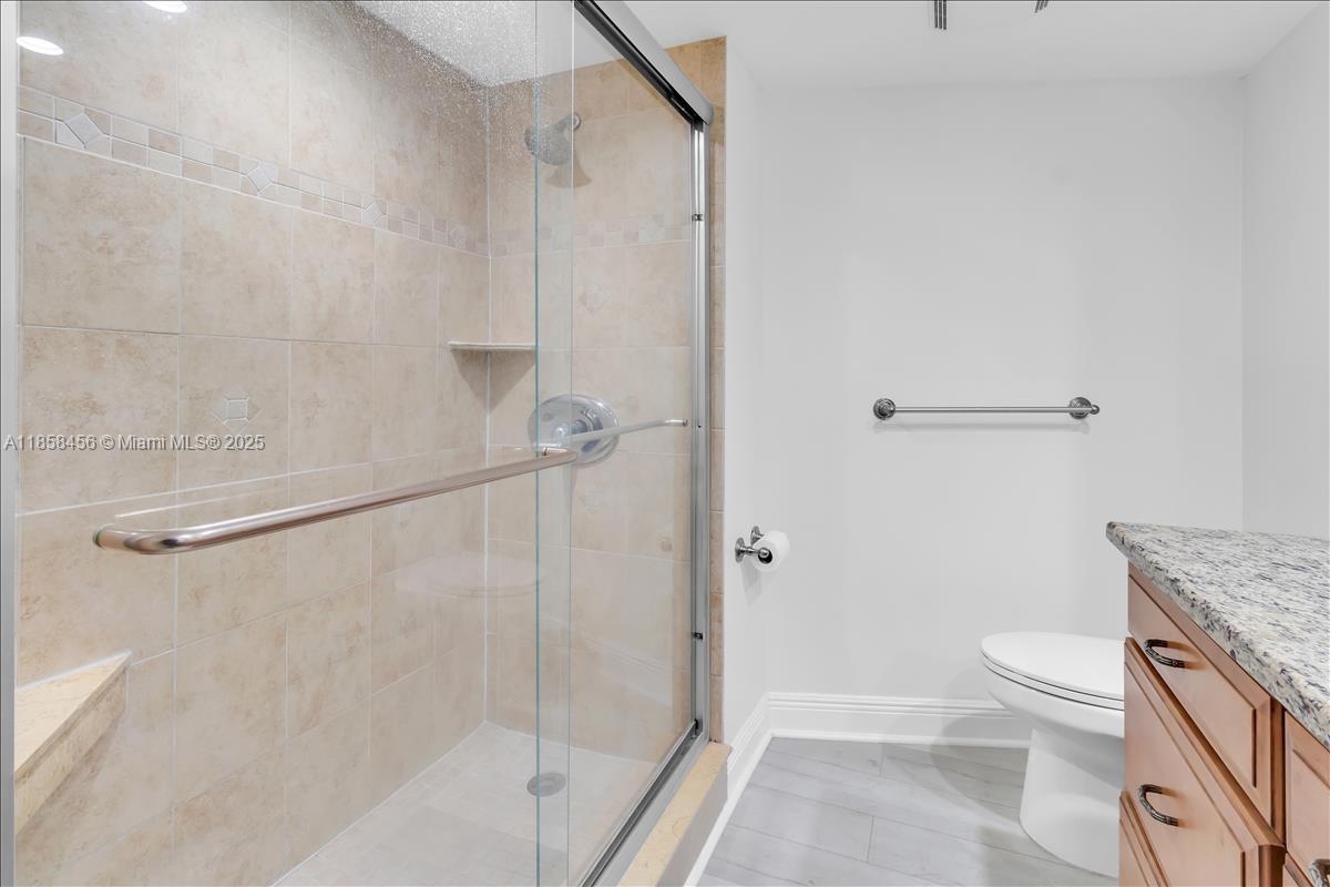 TIARA CONDO - Residential