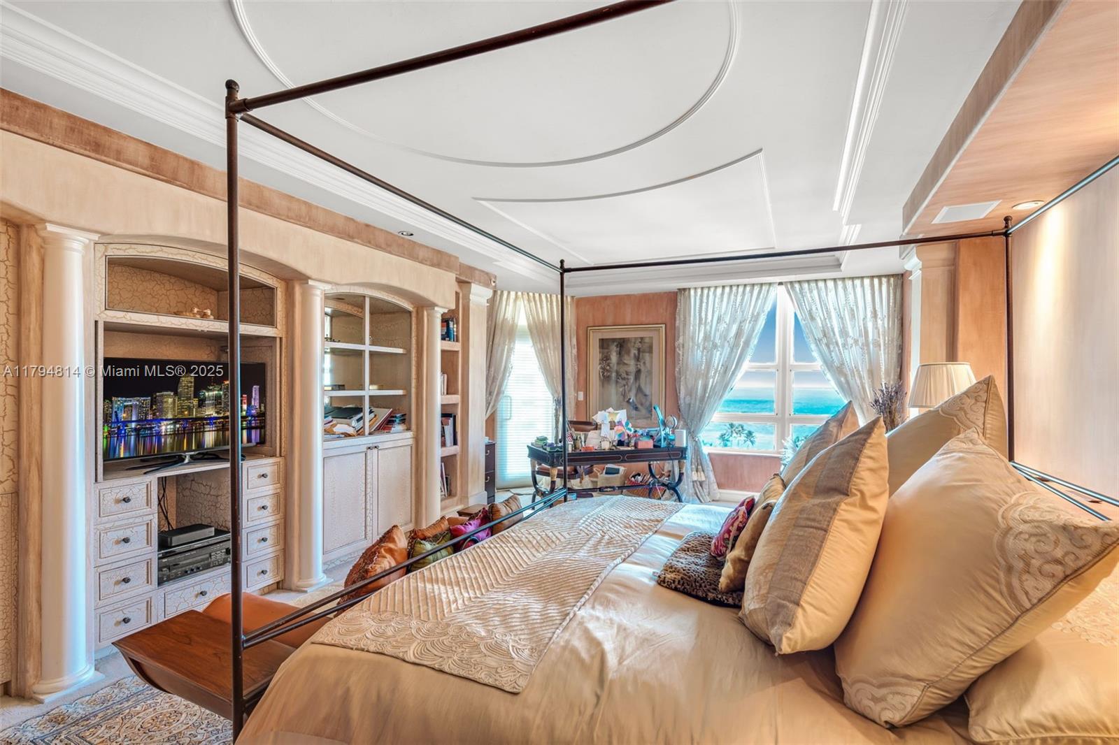 GRAND BAY RESIDENCES COND - Residential