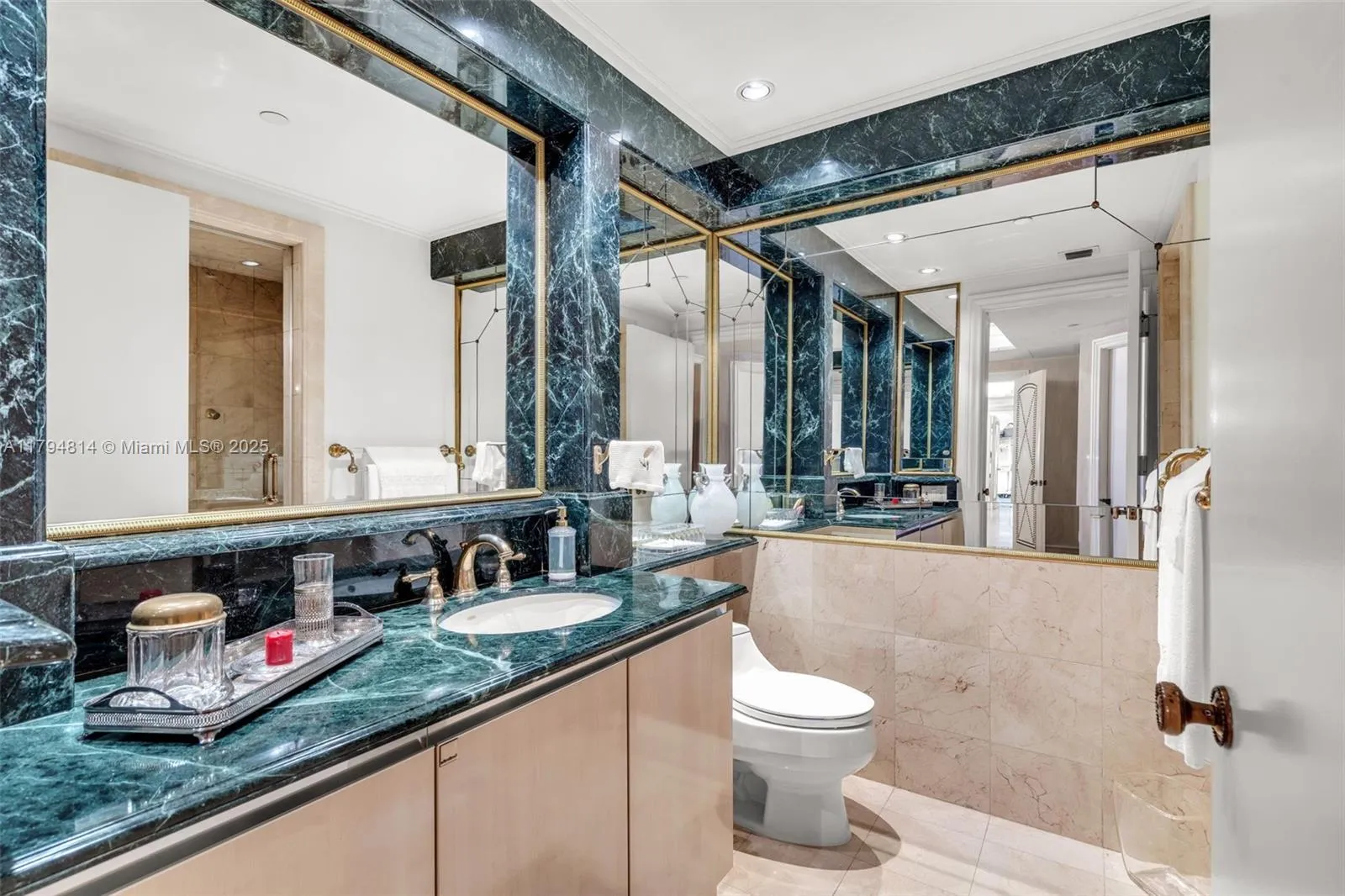 Key Biscayne, Florida 33149, United States, 5 Bedrooms Bedrooms, ,6 BathroomsBathrooms,Residential,Active,120251