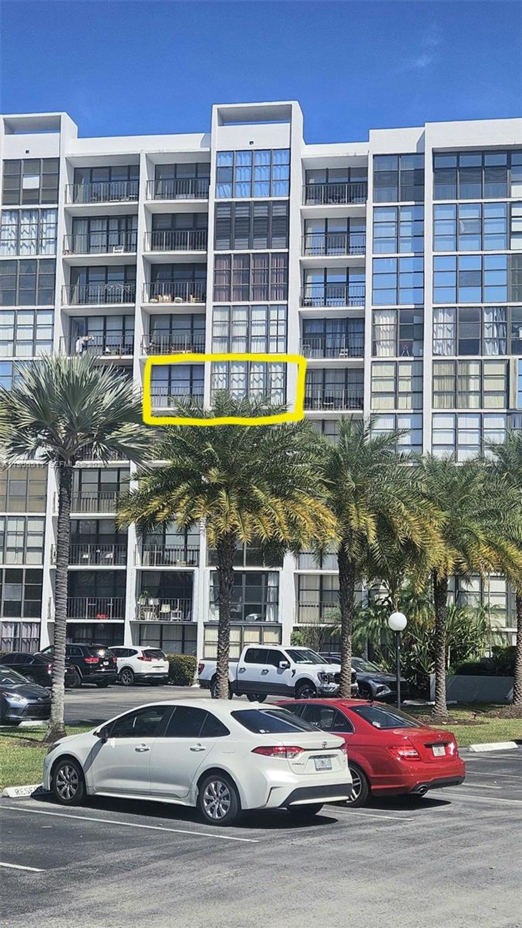 Photo of 1000 Parkview Dr #605, Hallandale Beach, FL 33009 (MLS # A11966511)