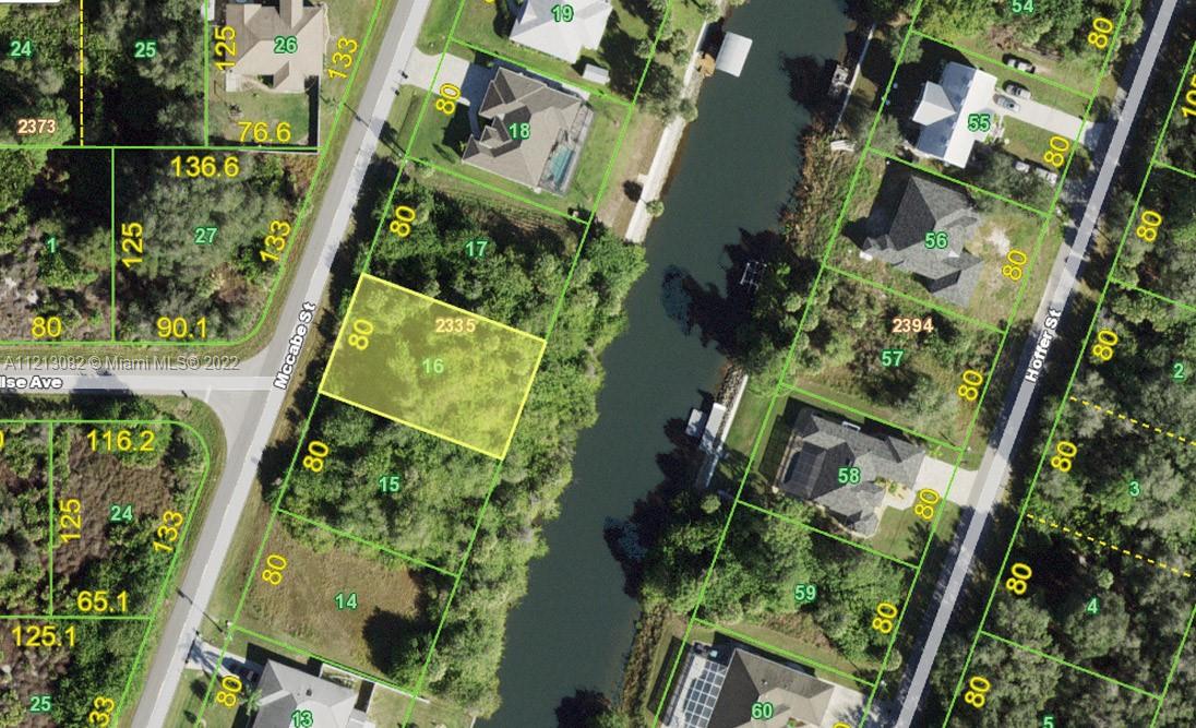 Port Charlotte - Land