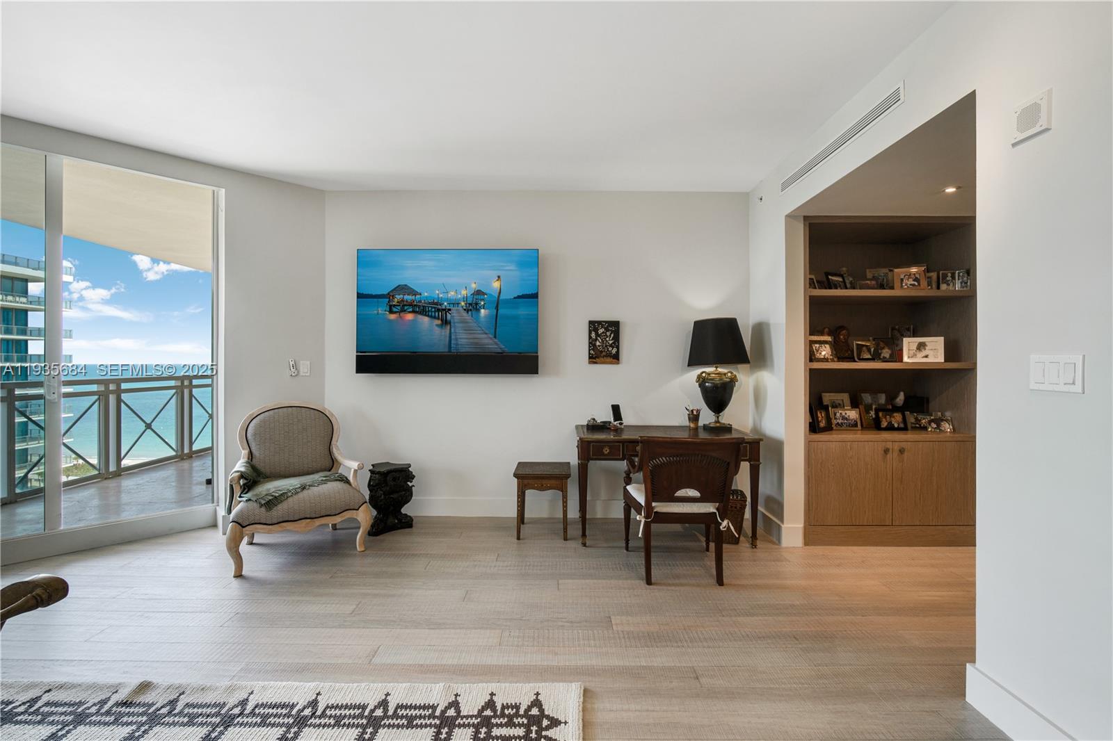 GRAND BAY TOWER CONDO - Residential Lease