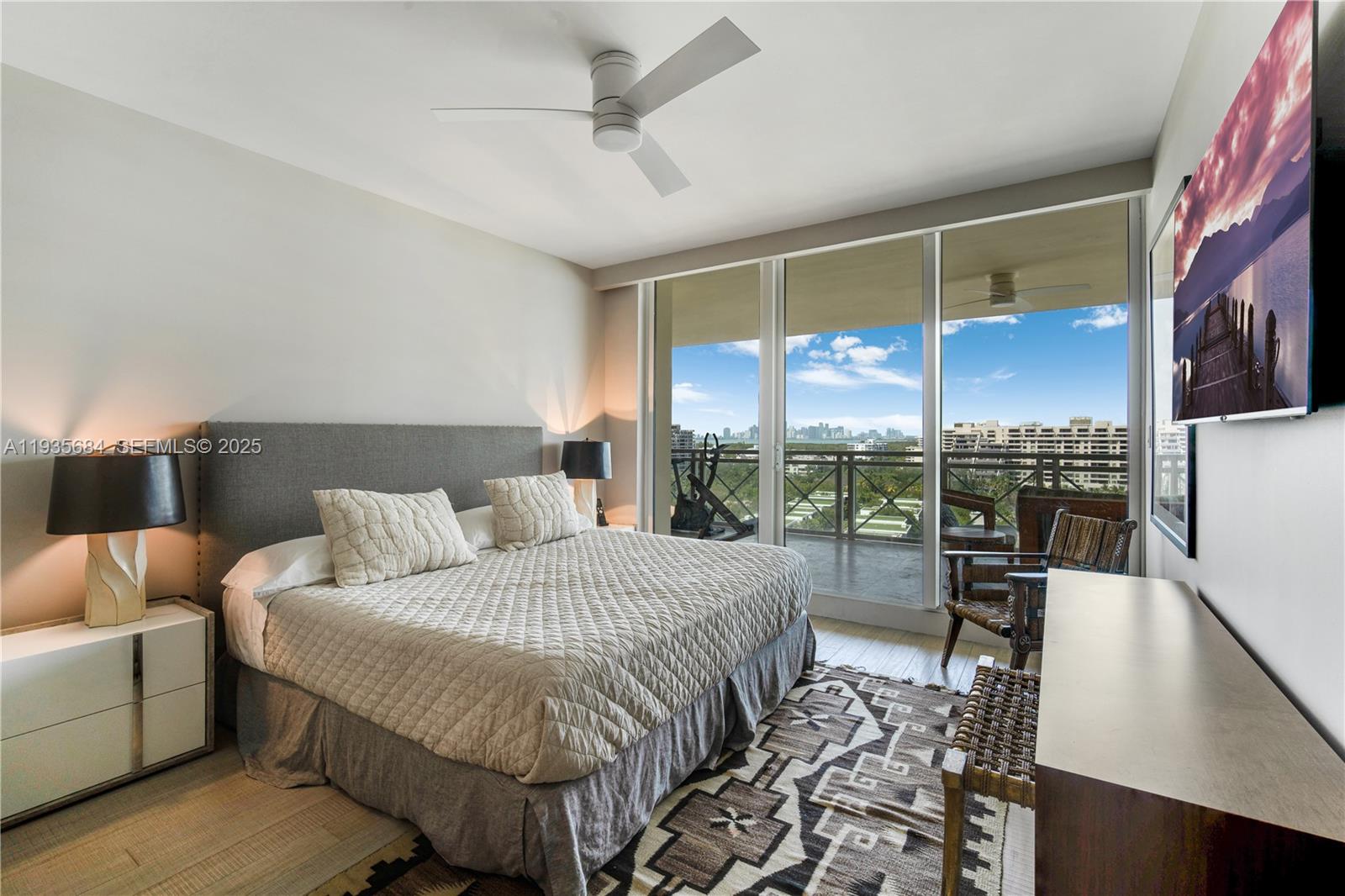 GRAND BAY TOWER CONDO - Residential Lease