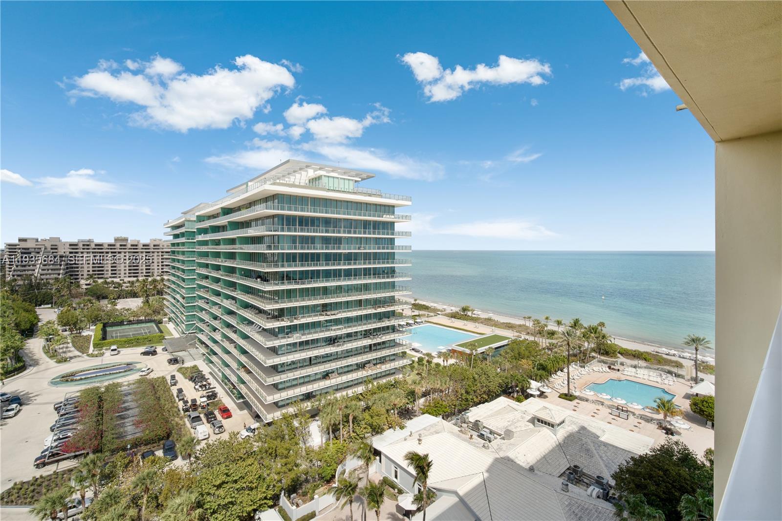 GRAND BAY TOWER CONDO - Residential Lease