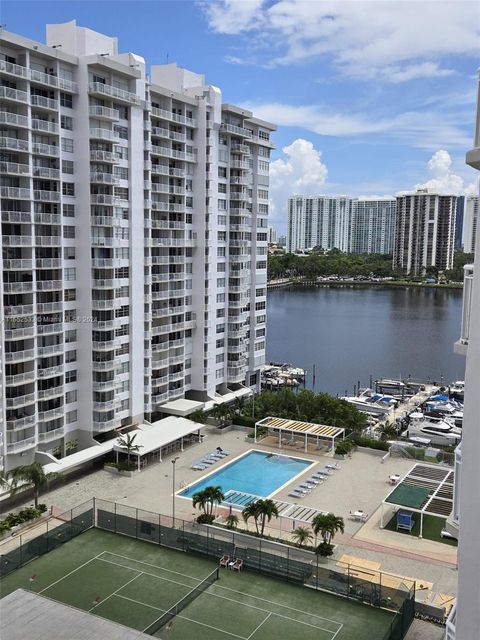 A home in Aventura