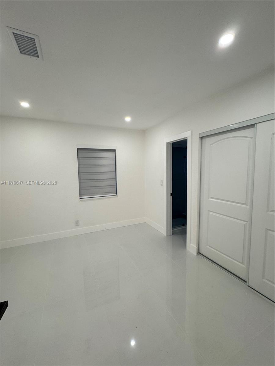 CARL BYOIR - Residential