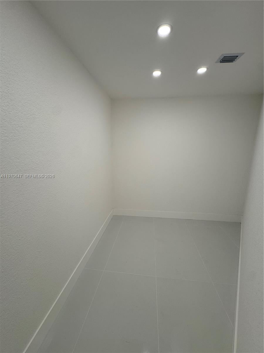 CARL BYOIR - Residential