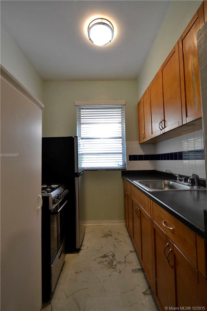 LINCOLN SUB - Residential Lease