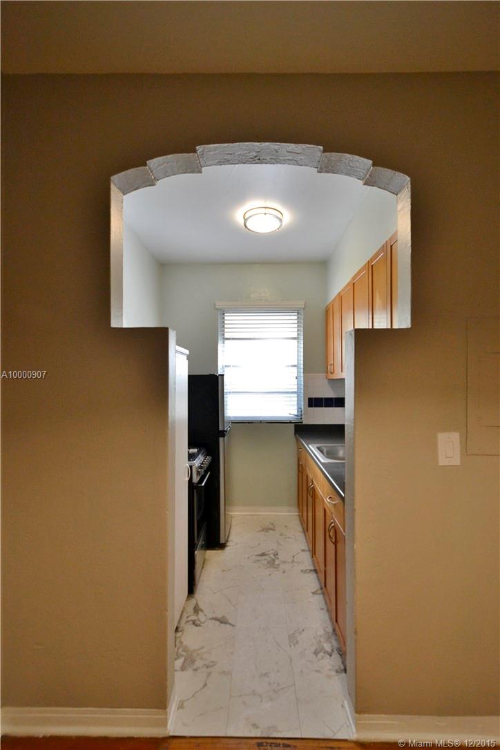 LINCOLN SUB - Residential Lease