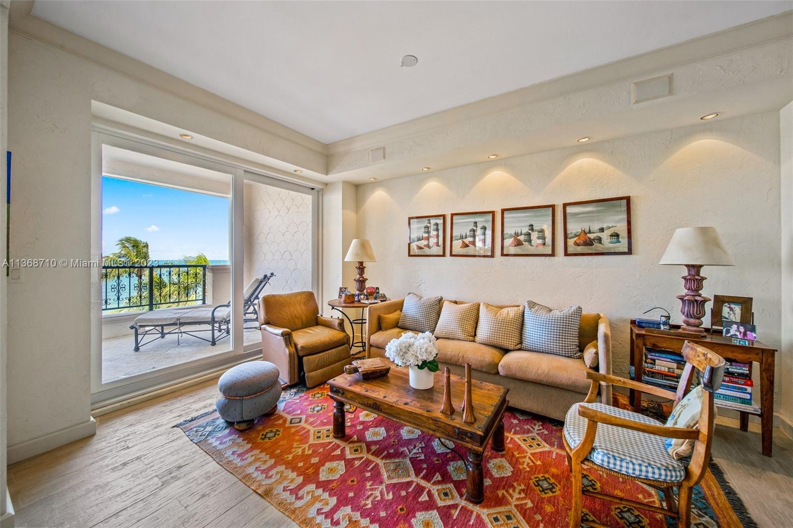 OCEANSIDE CONDO - Residential