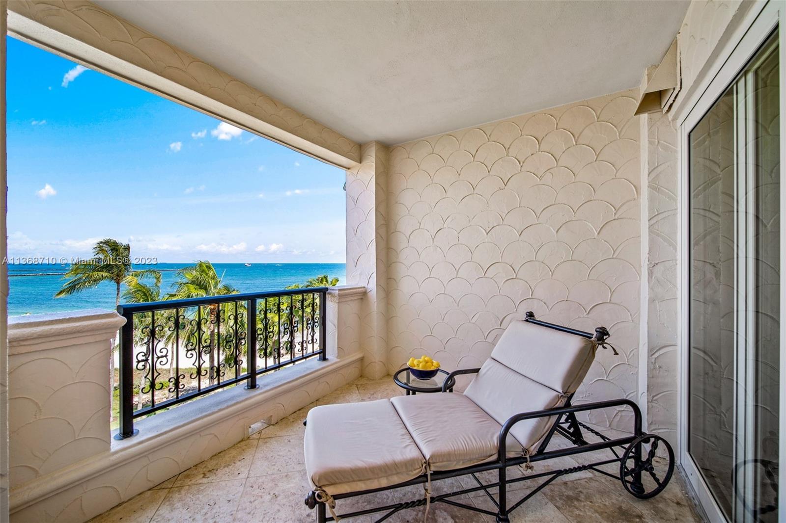 OCEANSIDE CONDO - Residential