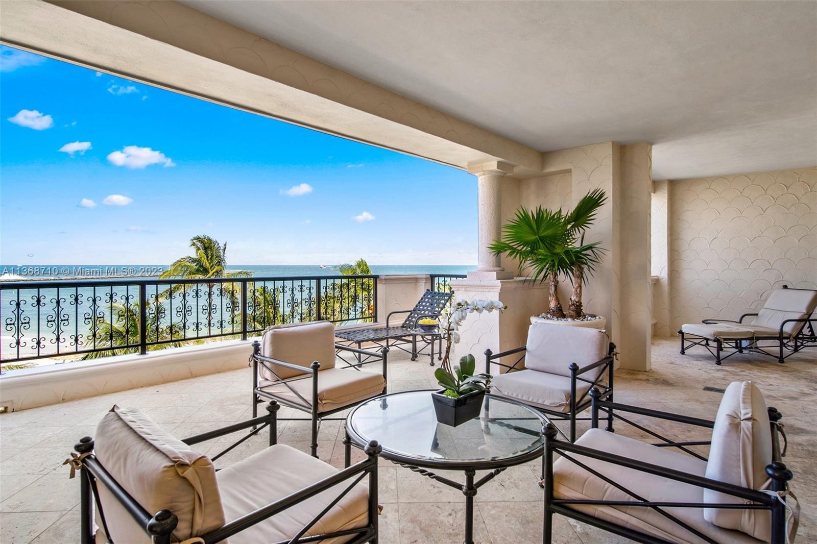 OCEANSIDE CONDO - Residential