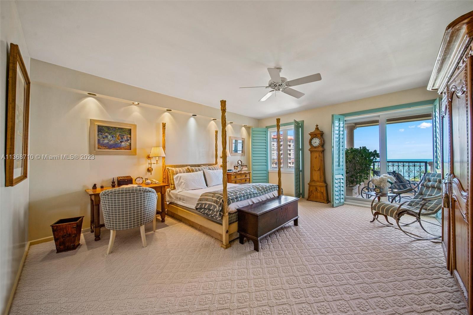 OCEANSIDE CONDO - Residential