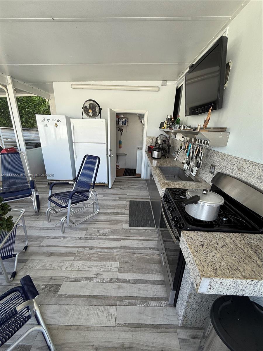 CORAL TERR SEC 1 - Residential Income