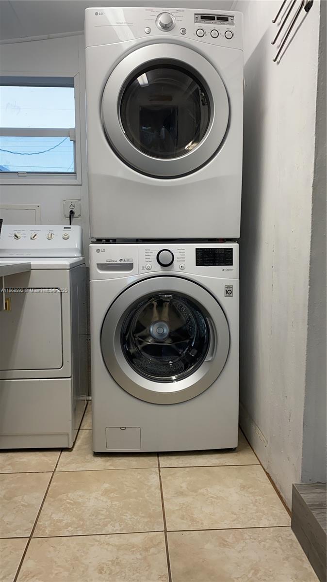 CORAL TERR SEC 1 - Residential Income