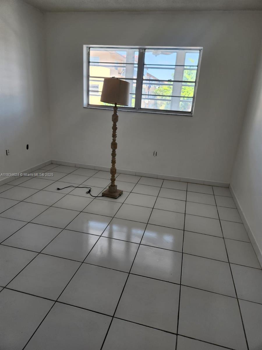 160 Royal Palm Rd 215