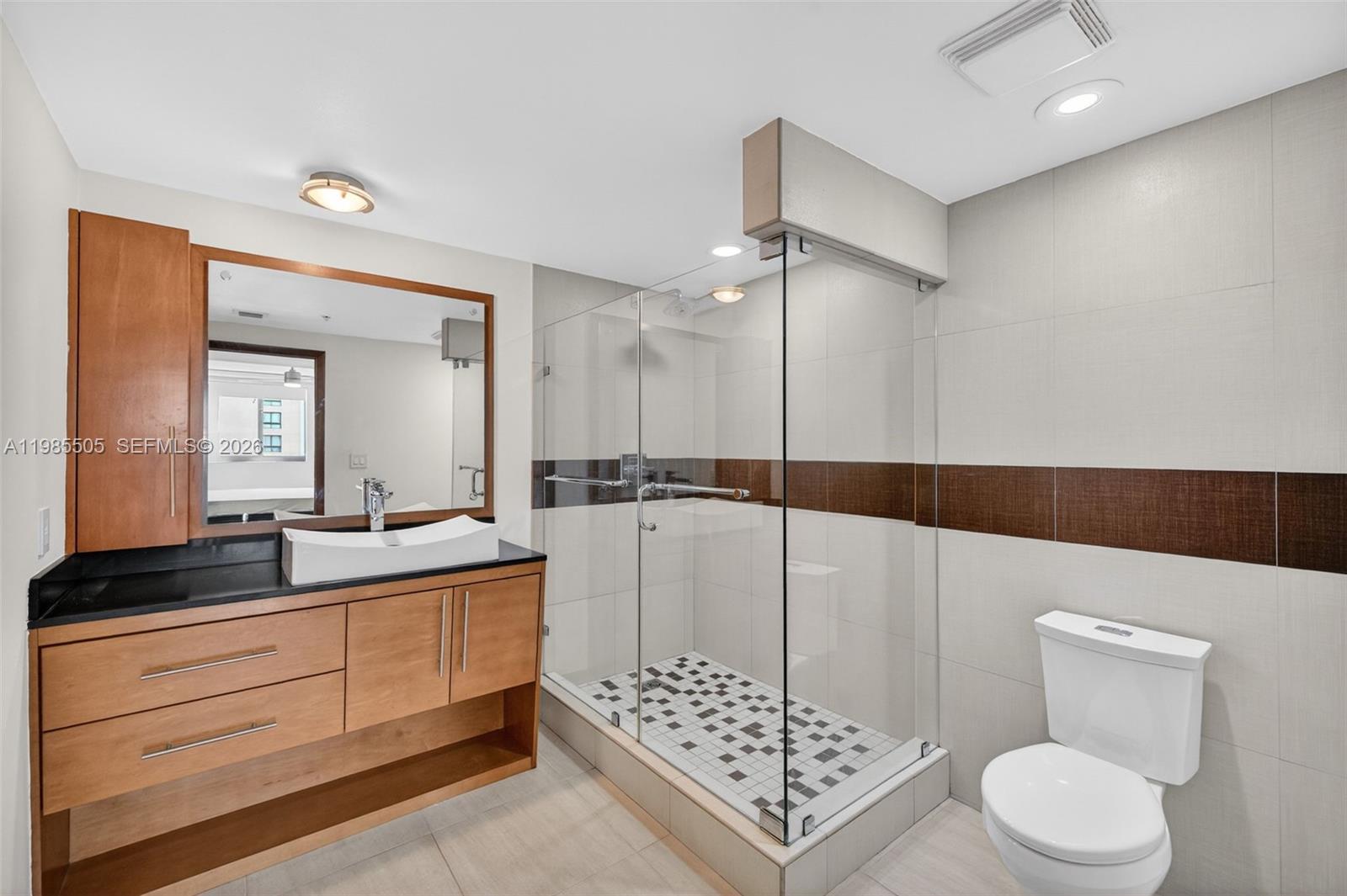 110 N Federal Hwy 1205