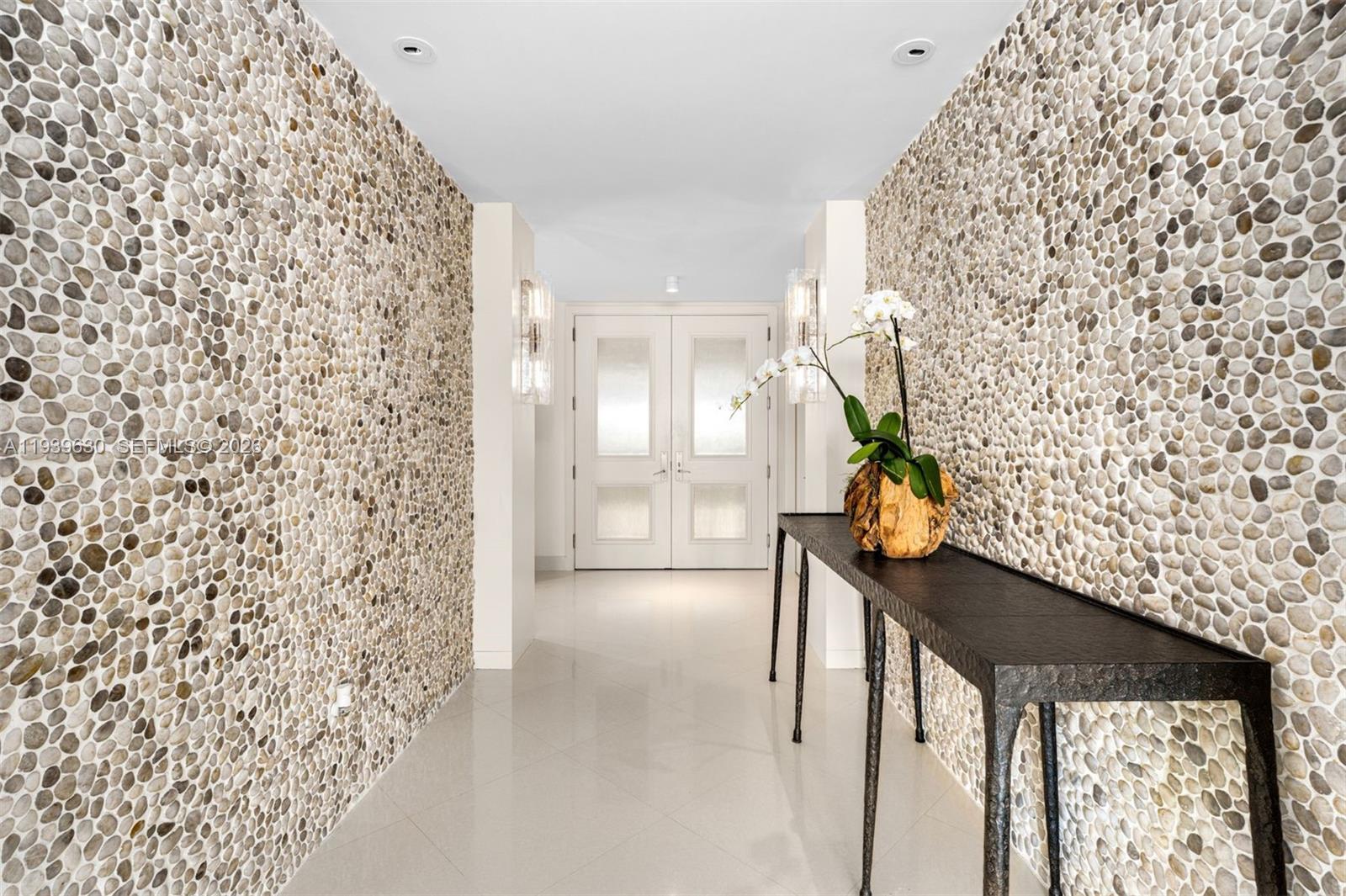 MILLENNIUM TOWER RESIDENC - Residential